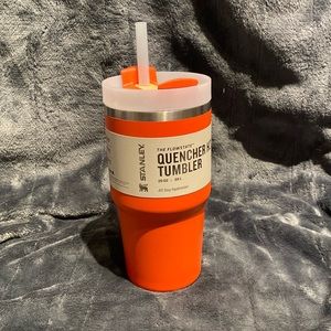 NWT 20oz Stanley Tumbler
